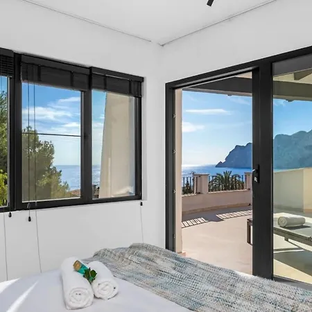 Huswell - Relax In Luxury At Stunning Seaside Holiday home